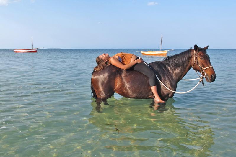 Paardrijden in Mozambique - Vakantie te paard / Reisbureau Perlan