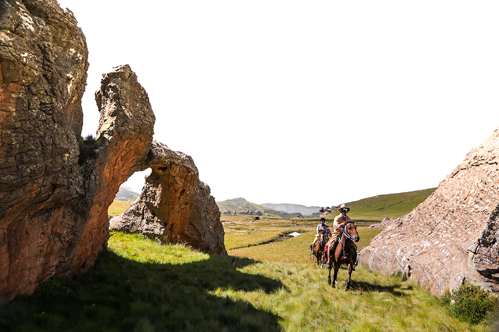 Te paard door Lesotho - Vakantie te paard / Reisbureau Perlan